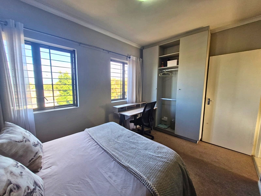 To Let 3 Bedroom Property for Rent in Langeberg Heights Western Cape